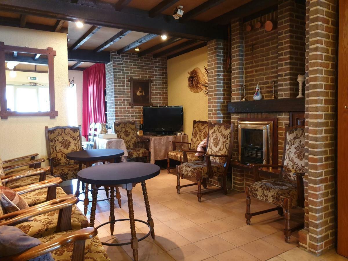 Hostellerie Daiseldaele Dadizele Exterior photo